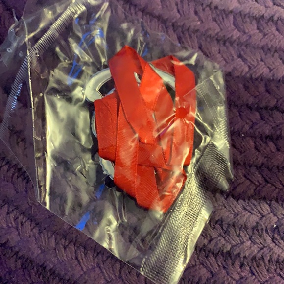 Vampire Cape - Picture 6 of 6